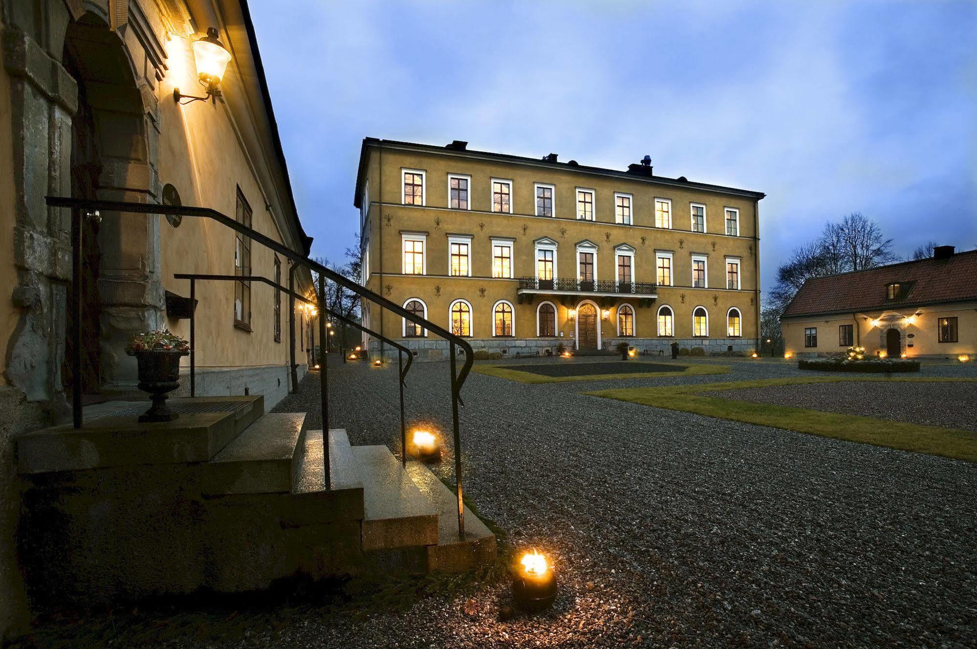 Ulfsunda Slott Hotel Stockholm Buitenkant foto